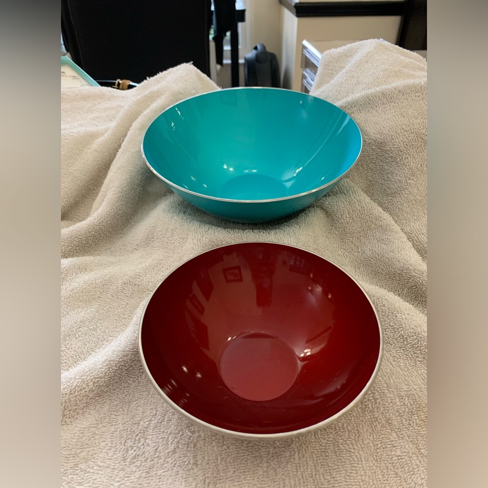 MCM Emalox Norway Enamel And Aluminum Bowl Set 8" Turquoise Blue + 6" Red